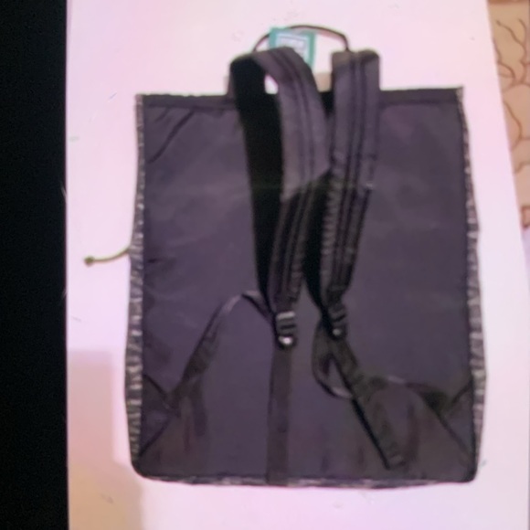 Puma Unisex Backpack.New.large not only for school but also use 4 Jim,Traveling - Picture 3 of 3